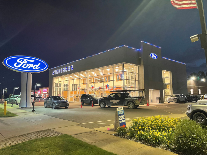 Great Lakes Lighting provides exceptional landscape, holiday, and permanent lighting solutions throughout Northwest Indiana. Learn more about us on our website.